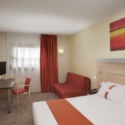 Zimmer Holiday Inn Express BARCELONA - SANT CUGAT Fotos