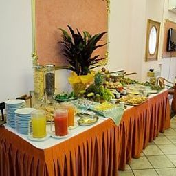 Sala de desayuno en el restaurante Regina Fotos