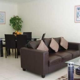 Zimmer Comfort Inn & Suites Mari Court Fotos
