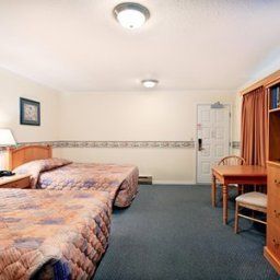  Econo Lodge Kelowna Fotos