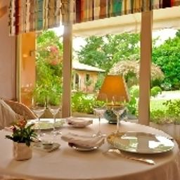 Restaurant Les Frères Ibarboure – table & hostellerie Relais du SIlence Fotos