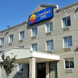 Vista exterior Comfort Inn LaGuardia Airport - 83rd St Fotos