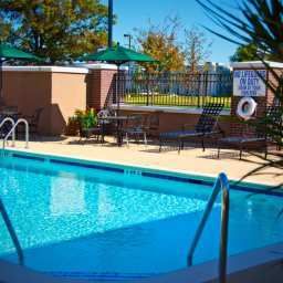 Pool Hilton Garden Inn Greenville Fotos