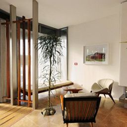Hall Ohtel Fotos