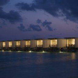 Camera Holiday Inn Resort KANDOOMA MALDIVES Fotos