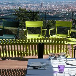 Vue L'Ermitage Cuisine-À-Manger Fotos