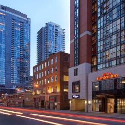 Vista exterior Hilton Garden Inn Toronto Downtown Ontario Fotos