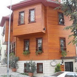 Vista esterna Tashkonak Suites Fotos