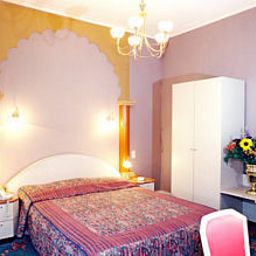 Zimmer Auberge du Souverain Fotos