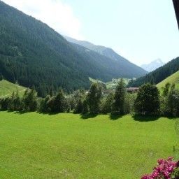  Tyrol Pension Fotos