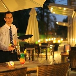 Taras ACHAT Premium Budapest Fotos