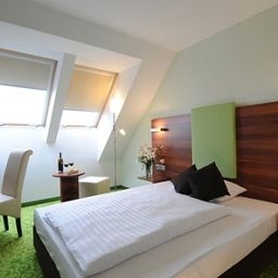  ACHAT Premium Budapest Fotos