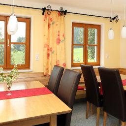 Breakfast room within restaurant Bauernhof Biohof Stadlbauer Fotos