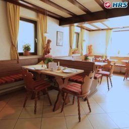 Sala śniadaniowa w restauracji Regina Fotos