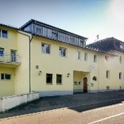 Vue extérieure Zur Krone Fotos
