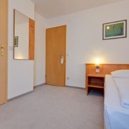  Zur Krone Fotos