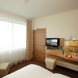 Номер Ramada Alexanderplatz Fotos
