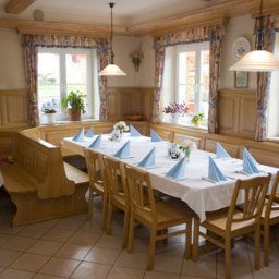 Sala colazione nel ristorante Bauernhof Kloa Winklerhof Fotos