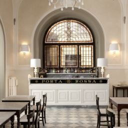 Бар NH PORTA ROSSA Fotos