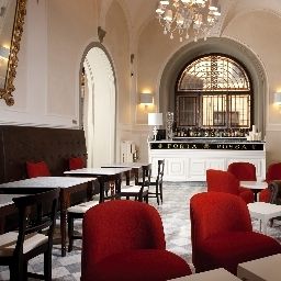 Комната для завтраков NH PORTA ROSSA Fotos