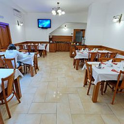 Salle du petit-déjeuner située dans le restaurant Pegas Fotos