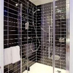 Cuarto de baño Holiday Inn Express HAMBURG-ST. PAULI MESSE Fotos