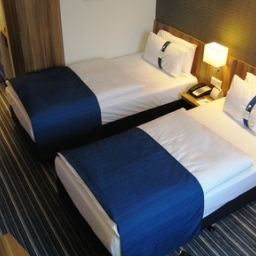 Zimmer Holiday Inn Express HAMBURG-ST. PAULI MESSE Fotos