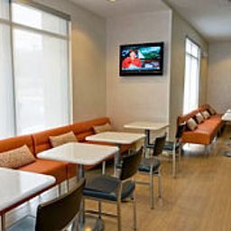  SpringHill Suites Alexandria Fotos
