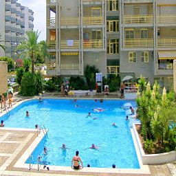 Pool Novelty Apartments Fotos