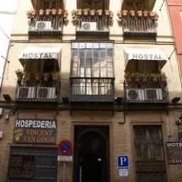 Vista exterior Vincent Van Gogh Hostal Fotos