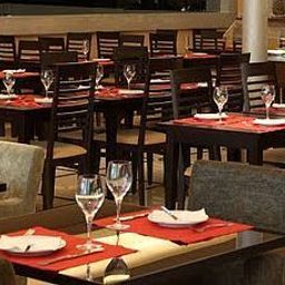 Sala colazione nel ristorante Turim Suisso Atlântico Fotos