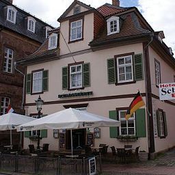Exterior view Schlosskurve Fotos