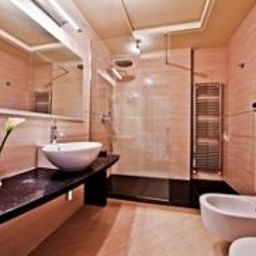 Badezimmer Kristal Palace TonelliHotels Fotos