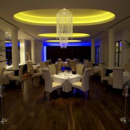 Restauracja The Manor House at Celtic Manor Fotos