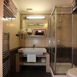 Badezimmer Villa Maris Fotos