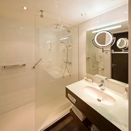 Łazienka Van der Valk Hotel Amersfoort A1 Fotos