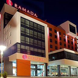 Außenansicht Ramada Oradea Fotos