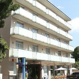 Aqua Nostre Mar Apartments Pineda de Mar