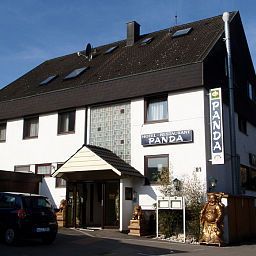 Exterior view Panda Hotel Darmsheim Fotos