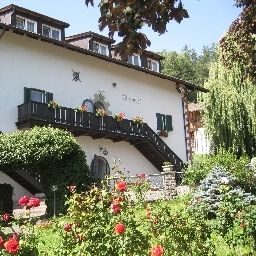 Außenansicht Wieserhof NaturHotel Fotos