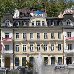 Vue extérieure Romantic Suites Depandance Fotos
