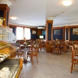 Bar Kehida Termal Hertelendy Haz Fotos