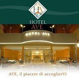 Halle Ave Fotos