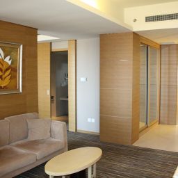 Suite junior Days Inn Business Longwan Fotos