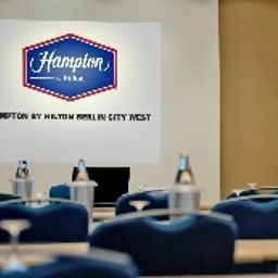 Tagungsraum Hampton by Hilton Berlin City West Fotos
