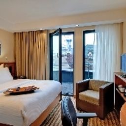 Zimmer mit Terrasse Hampton by Hilton Berlin City West Fotos