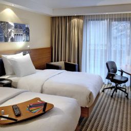 Zimmer Hampton by Hilton Berlin City West Fotos