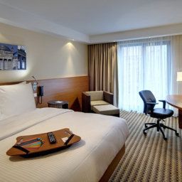 Zimmer Hampton by Hilton Berlin City West Fotos