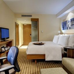 Zimmer Hampton by Hilton Berlin City West Fotos