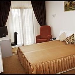 Zimmer RHC Royal Hotel Oradea Fotos